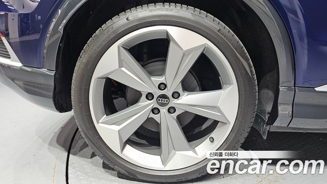 Audi Q4 e-tron из Кореи Encar