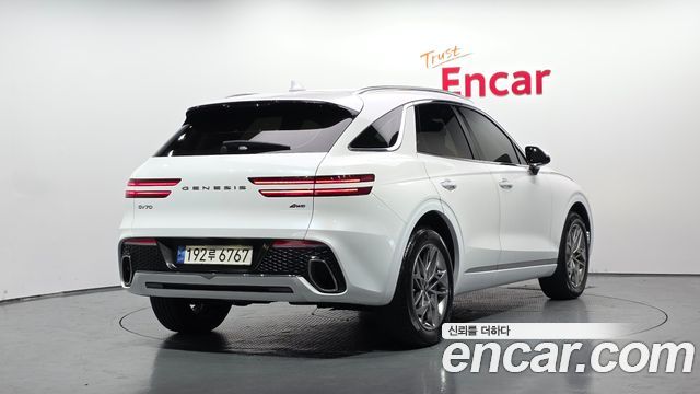 Genesis GV70 из Кореи Encar