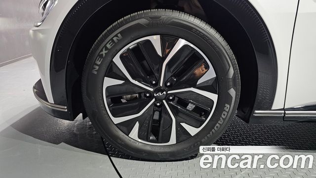 Kia EV6 из Кореи Encar