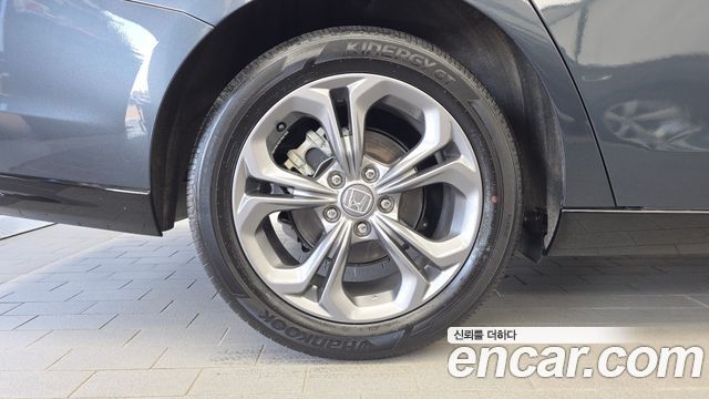 Honda Accord 1.5 Turbo — пробег 34 703 км — фото 5 из 5