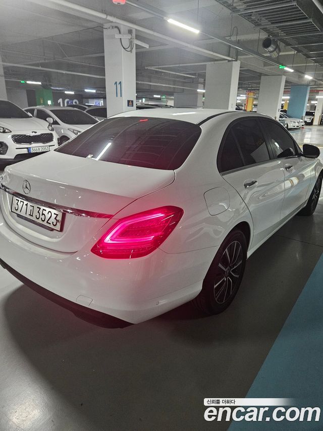 Mercedes-Benz C-Class из Кореи Encar