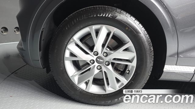 Genesis GV70 из Кореи Encar