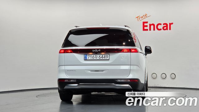 Kia Carnival из Кореи Encar