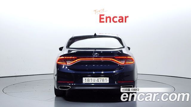 Hyundai Grandeur 2.4 Premium Special — пробег 214 217 км