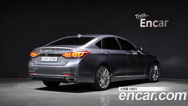 Hyundai Genesis из Кореи Encar