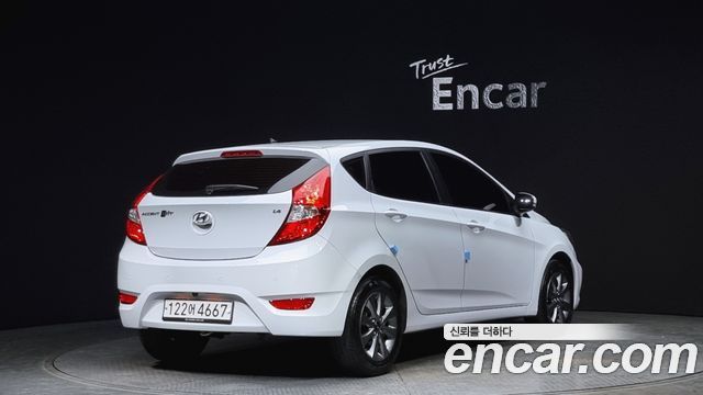 Hyundai Accent из Кореи Encar
