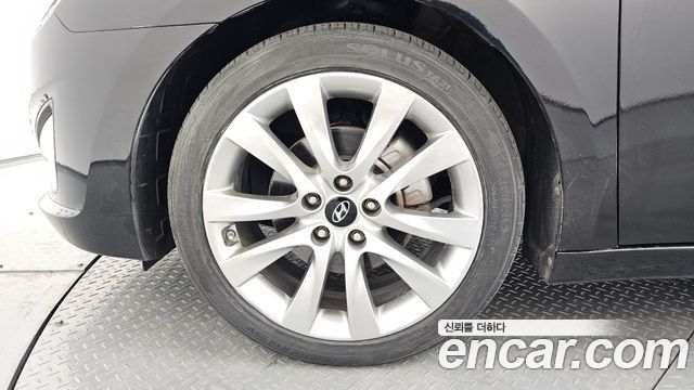 Hyundai i40 1.7 VGT D spec — пробег 137 483 км