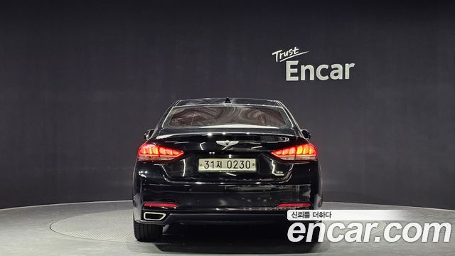 Hyundai Genesis из Кореи Encar