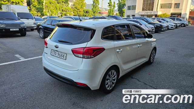 Kia Carens из Кореи Encar