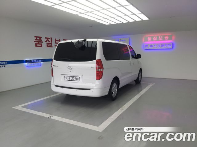 Hyundai Starex 5-Seater VAN CVX Premium — пробег 65 622 км — фото 5 из 5
