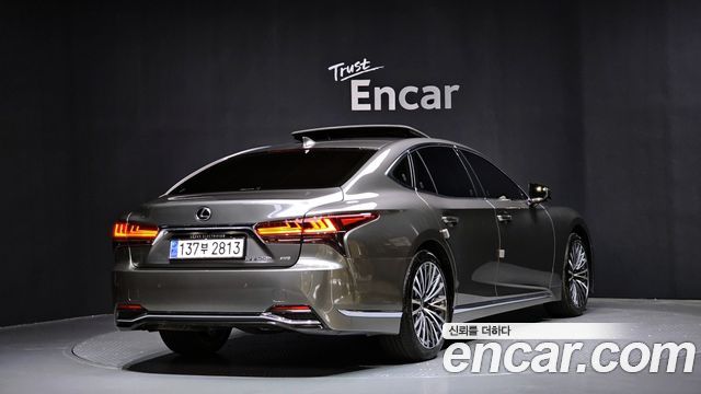 Lexus LS из Кореи Encar