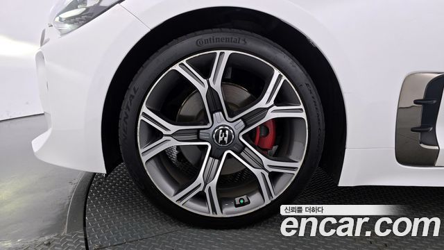 Kia Stinger 2.2 Diesel AWD Platinum — пробег 112 320 км — фото 5 из 5