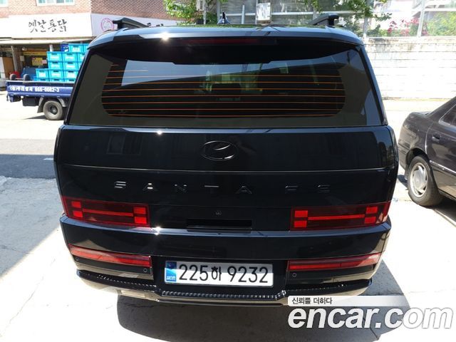 Hyundai Santafe HEV 1.6 2WD Calligraphy — пробег 1 600 км