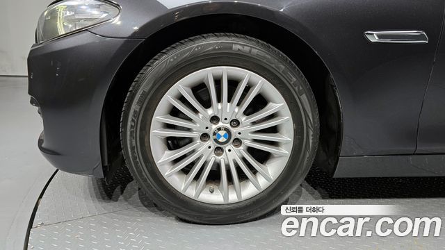 BMW 5-Series 520d — пробег 163 660 км