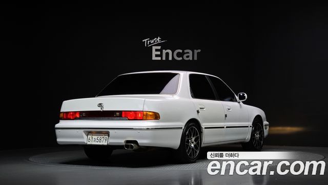 Hyundai Dynasty из Кореи Encar