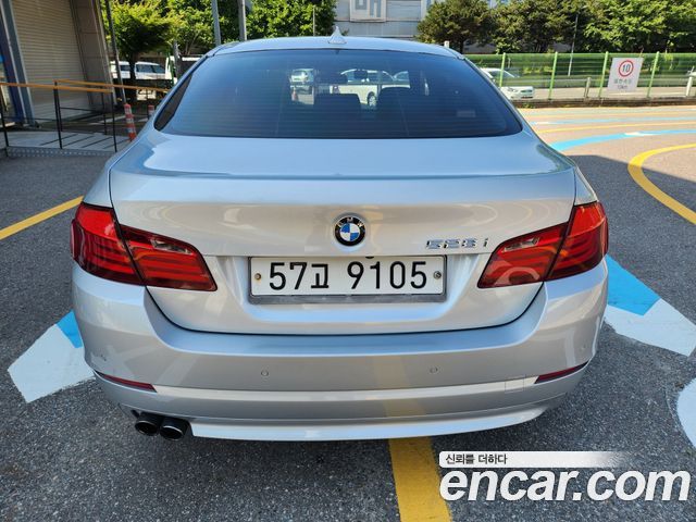 BMW 5-Series 528i — пробег 150 827 км