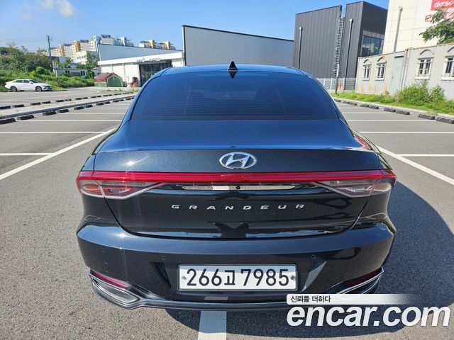 Hyundai Grandeur Premium — пробег 75 867 км