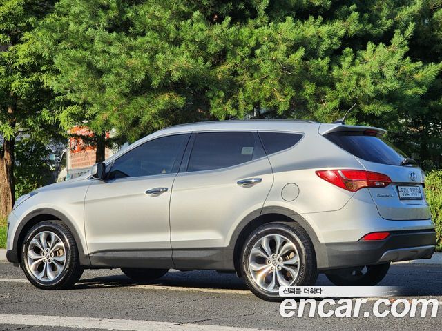 Hyundai Santafe Diesel(e-VGT) 2.0 4WD Exclusive — пробег 192 000 км