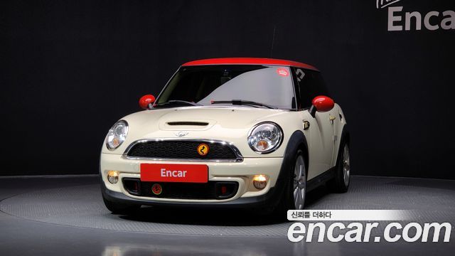 Mini Cooper Standard Second Generation — пробег 81 097 км