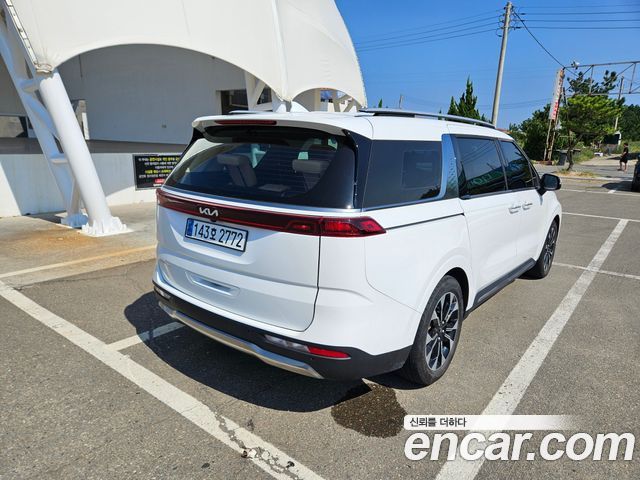 Kia Carnival Gasoline 7-Seater Noblesse — пробег 52 000 км