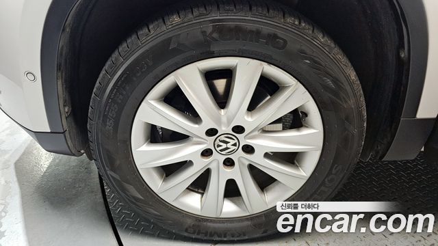 Volkswagen Tiguan 2.0 TDI 5N — пробег 135 648 км