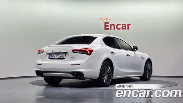 Maserati Ghibli из Кореи Encar