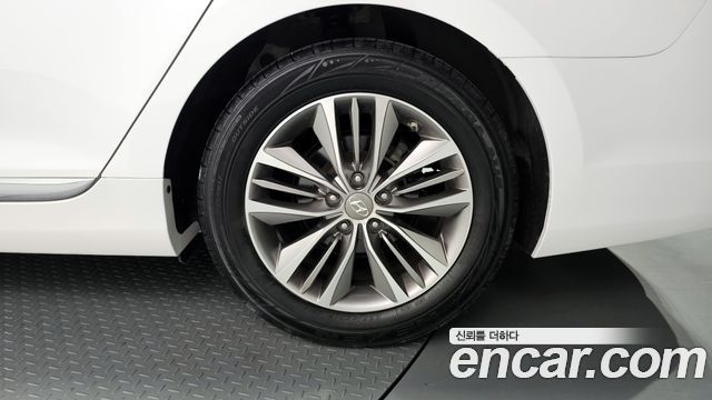 Hyundai Grandeur HG240 Modern — пробег 77 910 км