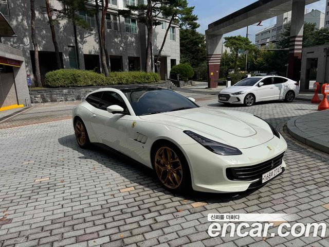 Ferrari GTC4 Lusso из Кореи Encar