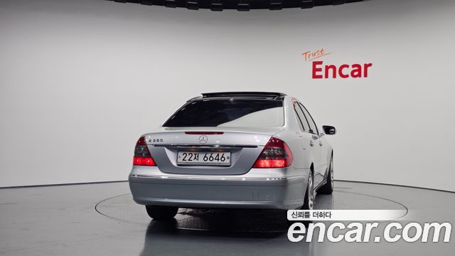 Mercedes-Benz E-Class из Кореи Encar
