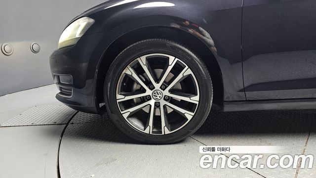 Volkswagen Golf 2.0 TDI Premium — пробег 181 503 км