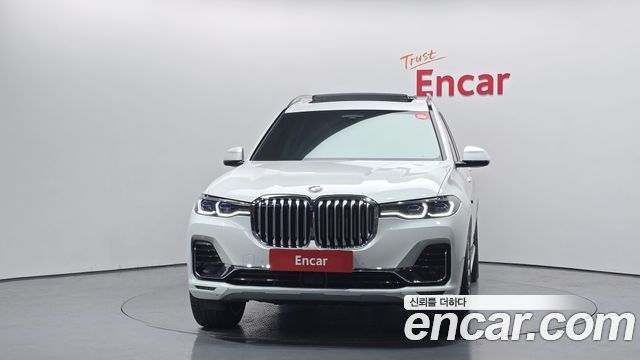 BMW X7 xDrive 40i Design Pure Excellence 6-Seater — пробег 18 101 км — фото 3 из 5
