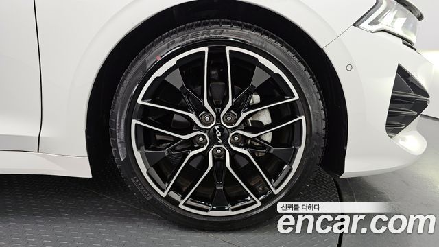 Kia K5 1.6 Turbo Signature — пробег 12 530 км — фото 5 из 5