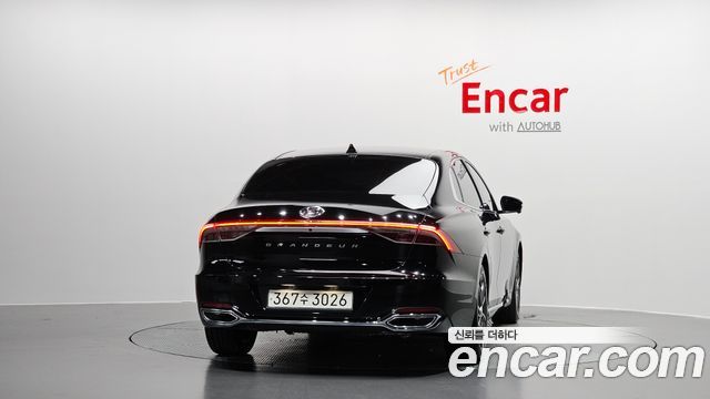 Hyundai Grandeur 2.5 Exclusice — пробег 71 007 км