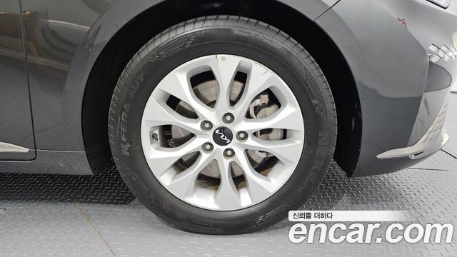 Kia K8 из Кореи Encar