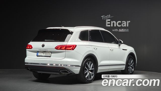 Volkswagen Touareg 3.0 TDI Prestige — пробег 76 080 км