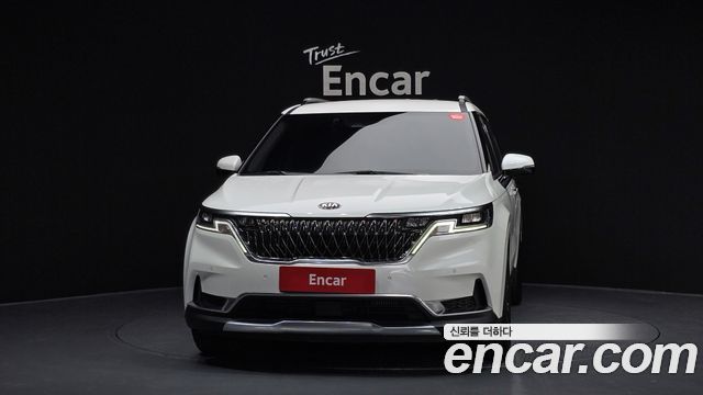 Kia Carnival 9-Seater Noblesse — пробег 66 130 км — фото 3 из 5