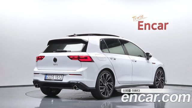 Volkswagen Golf 2.0 GTI — пробег 15 481 км