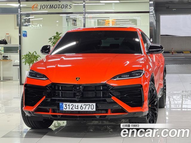Lamborghini Urus из Кореи Encar
