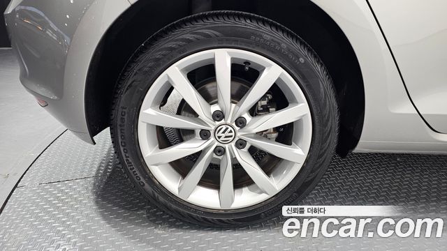 Volkswagen Golf из Кореи Encar