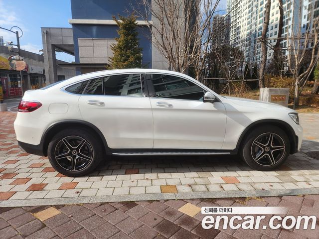 Mercedes-Benz GLC-Class GCL300 4MATIC Coupe — пробег 26 000 км — фото 5 из 5
