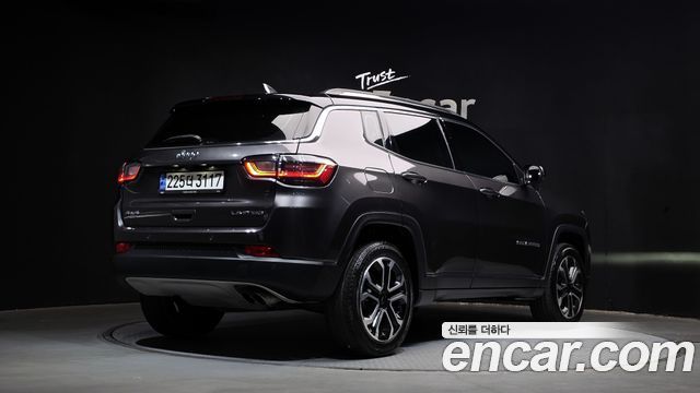 Jeep Compass из Кореи Encar