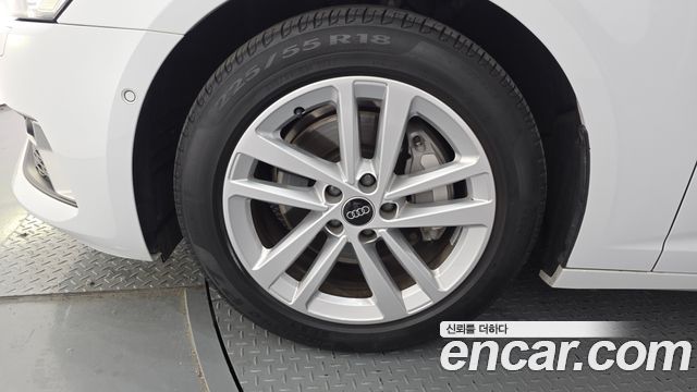 Audi A6 45 TFSI — пробег 29 999 км