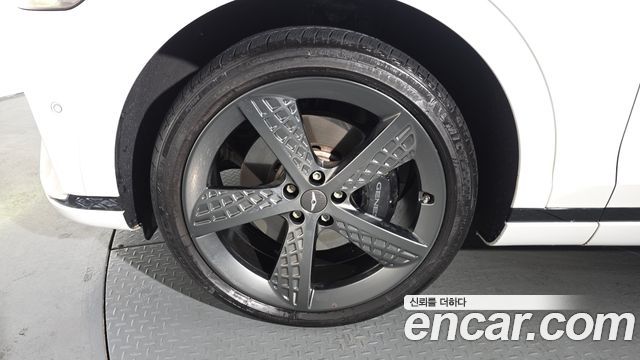 Genesis GV70 из Кореи Encar