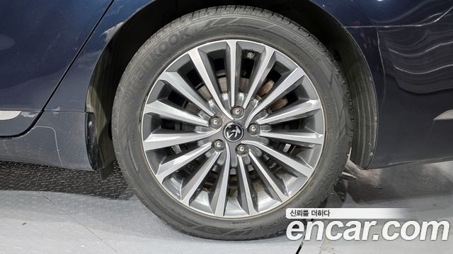 Kia K7 из Кореи Encar