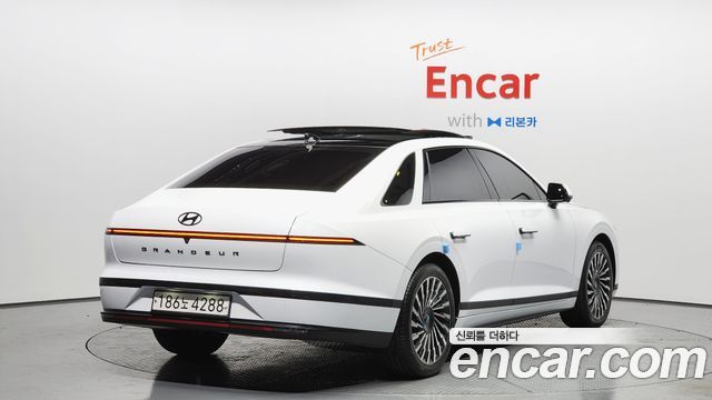 Hyundai Grandeur из Кореи Encar