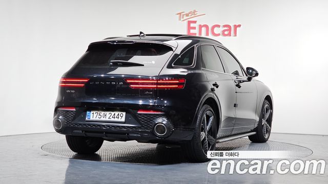 Genesis GV70 из Кореи Encar