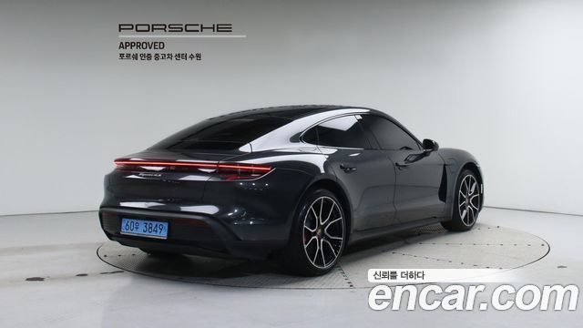 Porsche Taycan из Кореи Encar