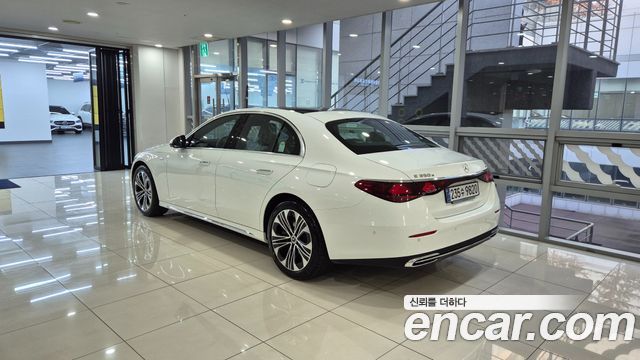 Mercedes-Benz E-Class из Кореи Encar