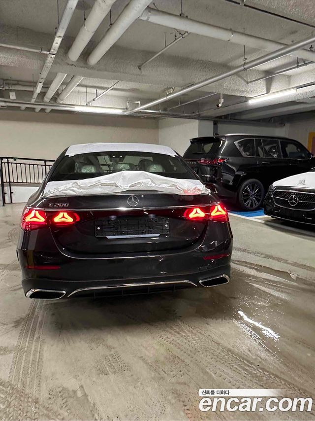 Mercedes-Benz E-Class из Кореи Encar