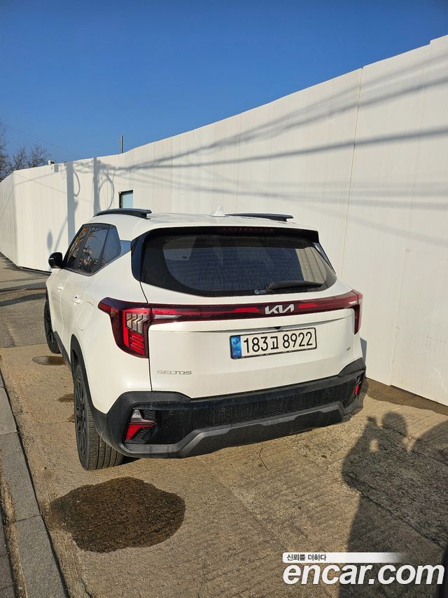 Kia Seltos из Кореи Encar